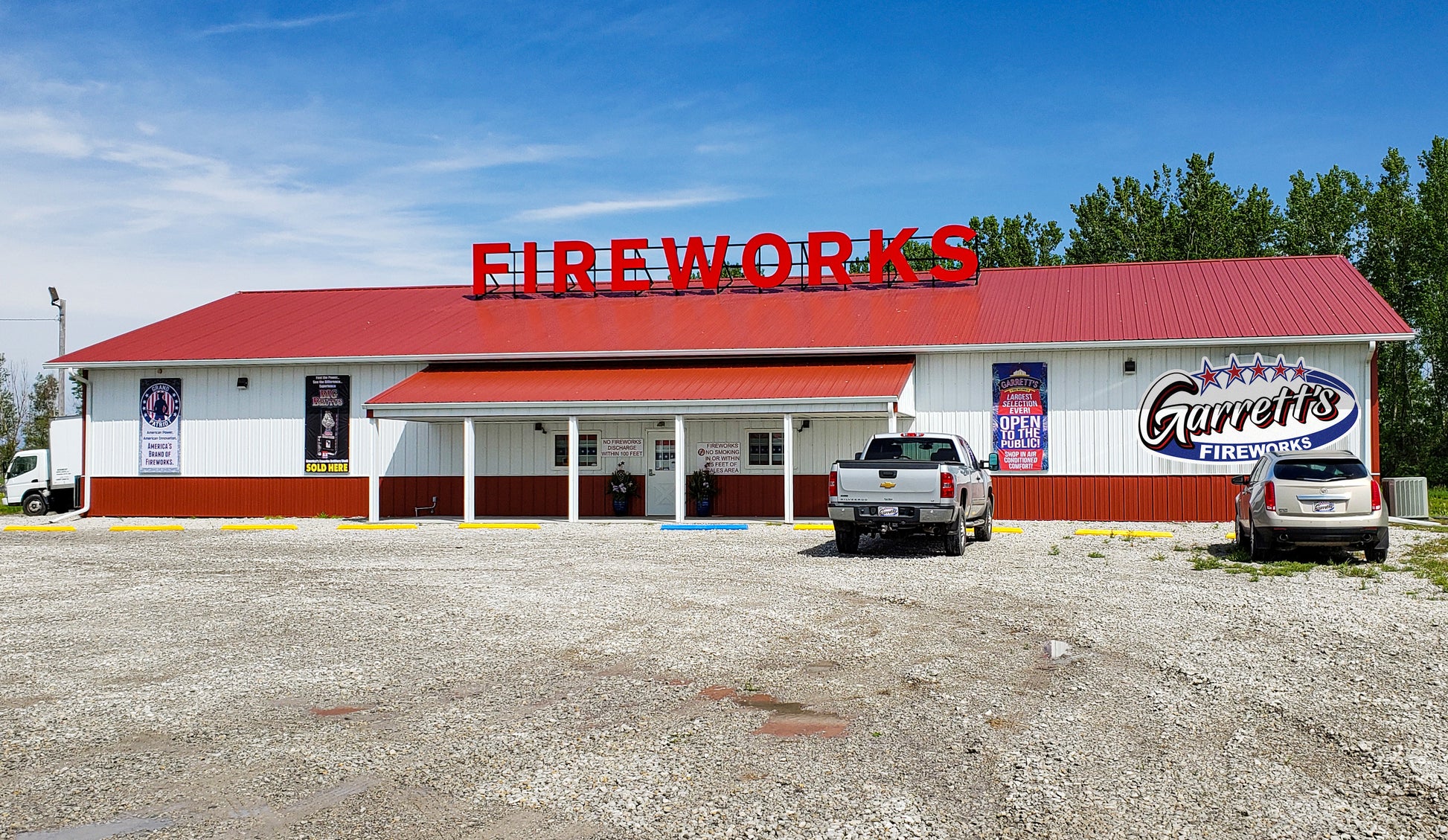 Mound City Garrett's Fireworks promotional image